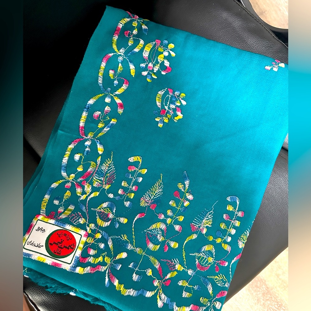 1pc Women's Thick Warm Shawl Scarf With Tassels, Exotic Style, , Double Use